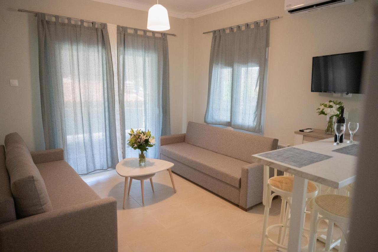 Zoe Seaview Apartment By Rentalspro - Nea Moudania Halkidiki エクステリア 写真